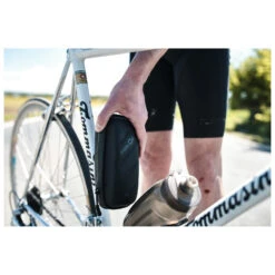 Fidlock - Twist Bottle 800 + Bike Base - Bidon Vélo -Schwaelbe Magasin fidlock twist bottle 800 bike base bidon velo detail 6